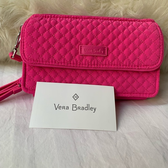 Vera Bradley Handbags - Vera Bradley wallet.!!
